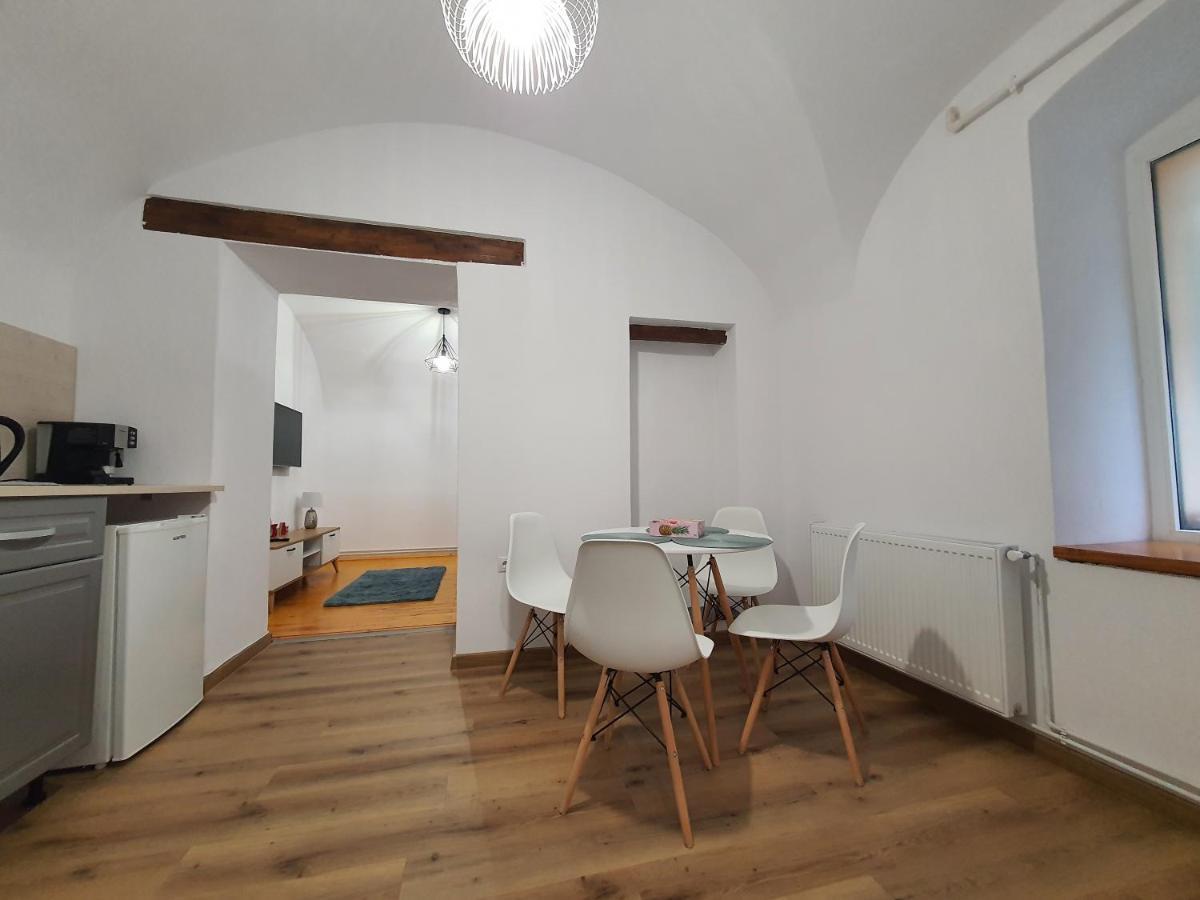 Lucasi Apartament Sibiu Ngoại thất bức ảnh